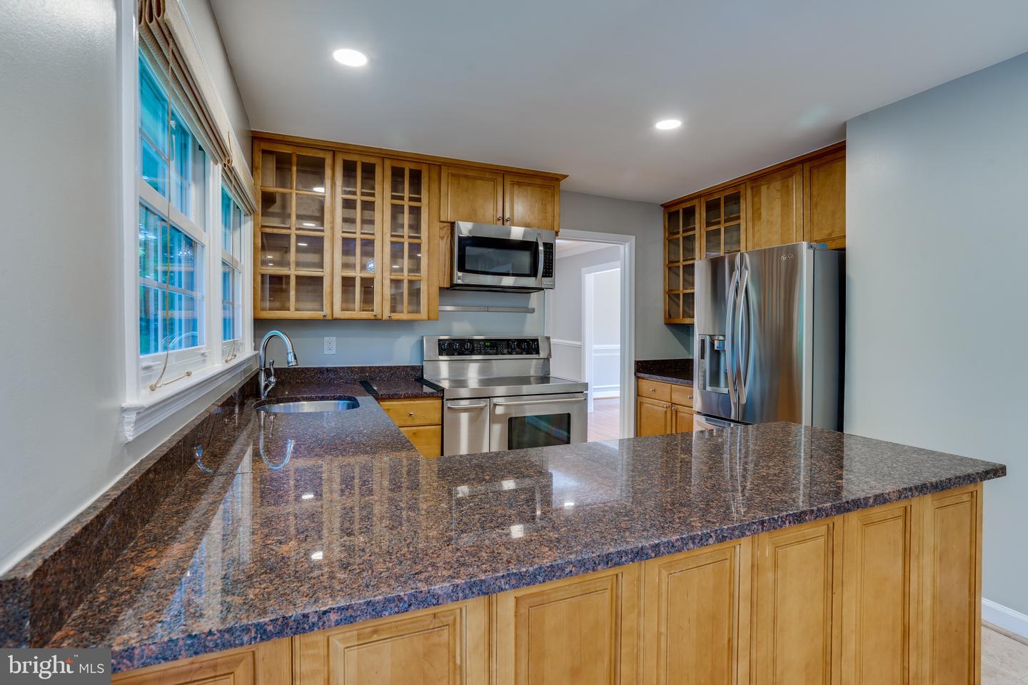 13720 EASTCLIFF CIRCLE