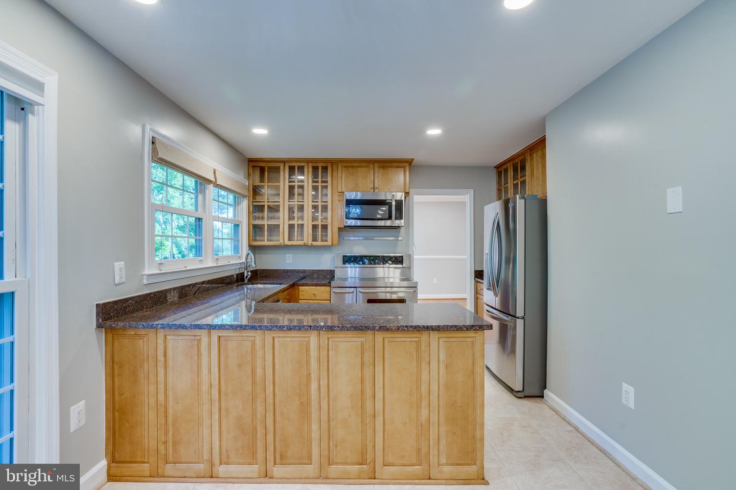 13720 EASTCLIFF CIRCLE