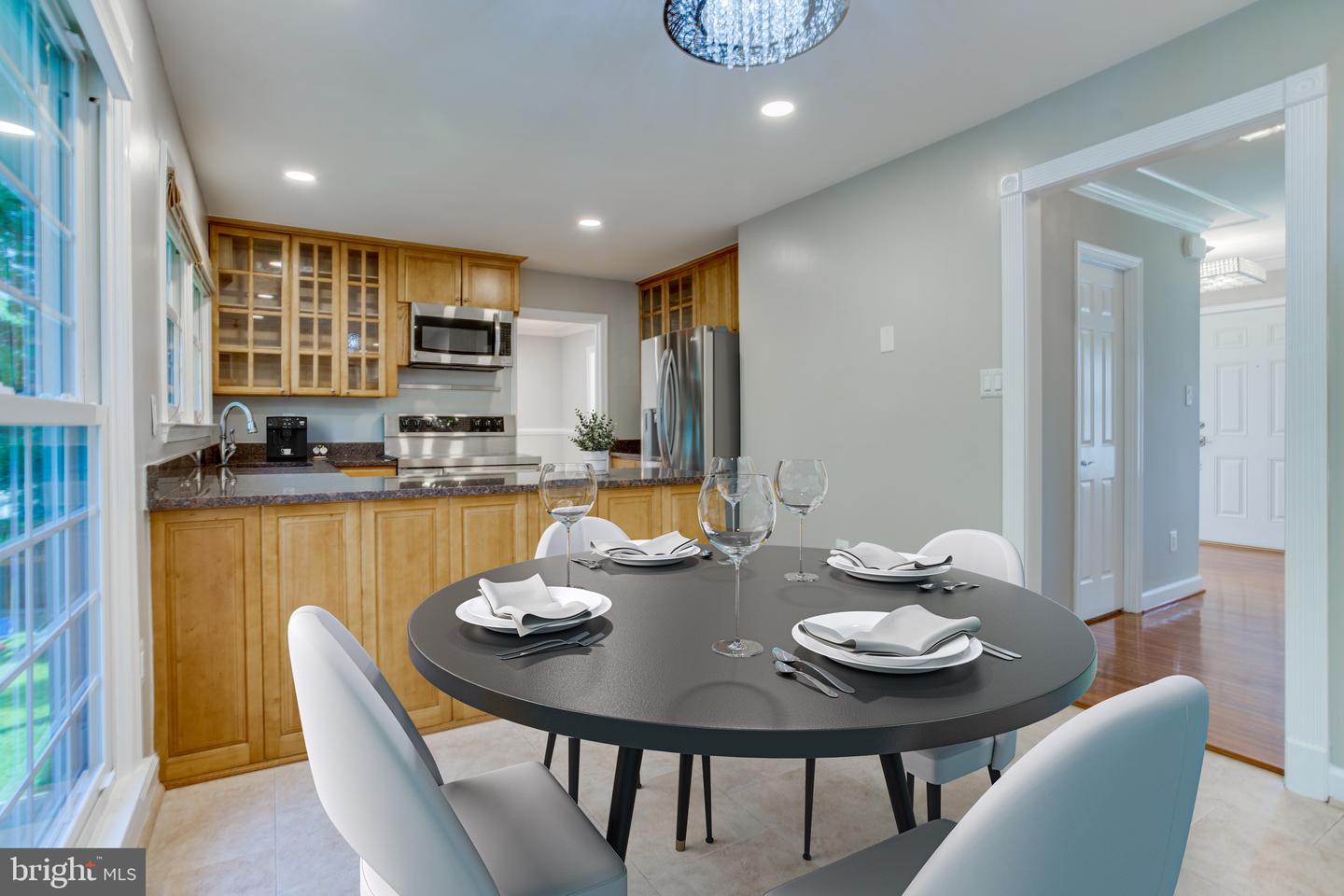 13720 EASTCLIFF CIRCLE