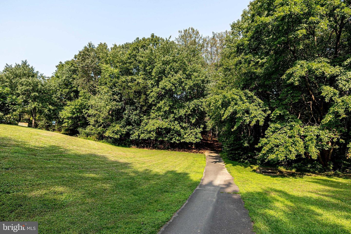 1937 SAGEWOOD LANE