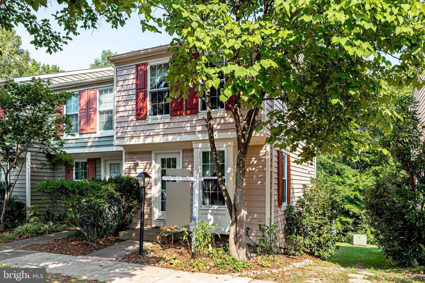 1937 SAGEWOOD LANE