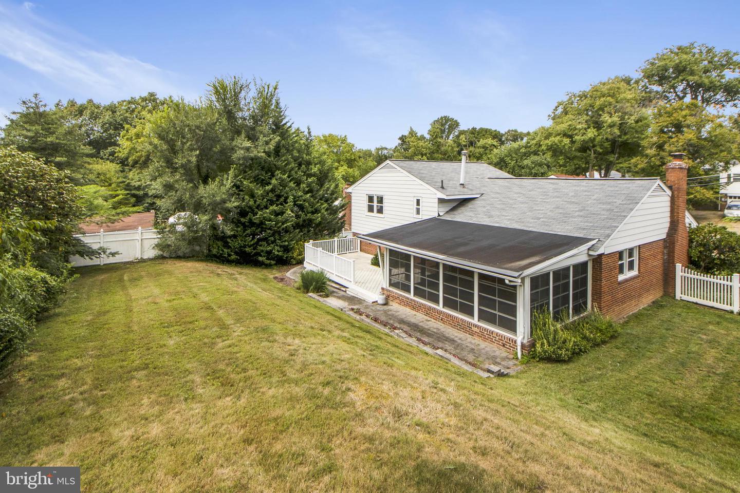7417 FLORA STREET
