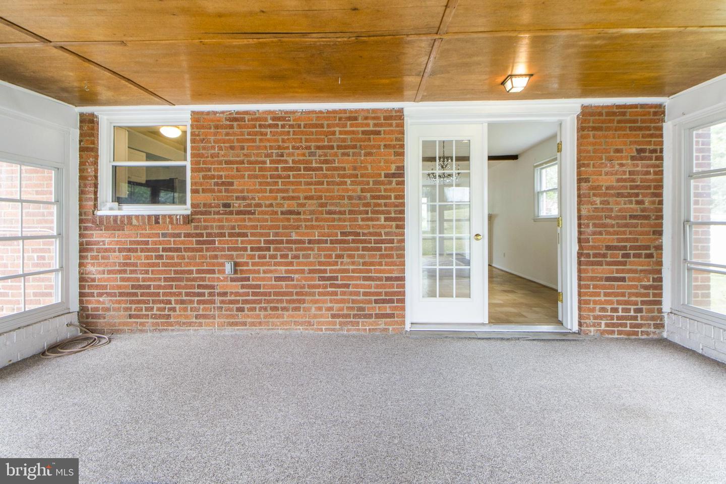7417 FLORA STREET