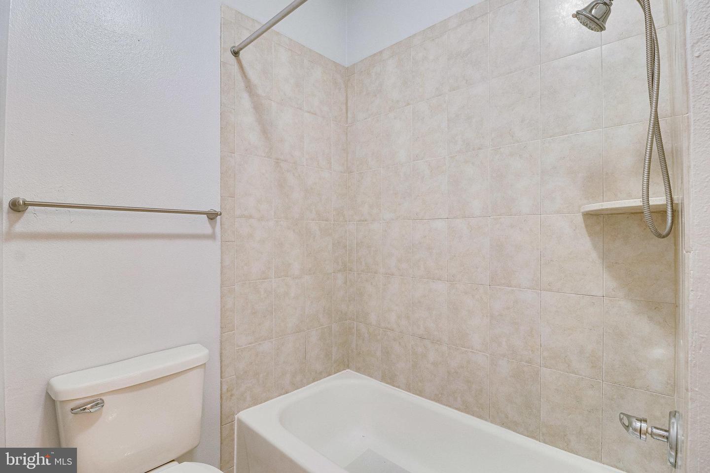 12160 PENDERVIEW LANE Unit: 1728