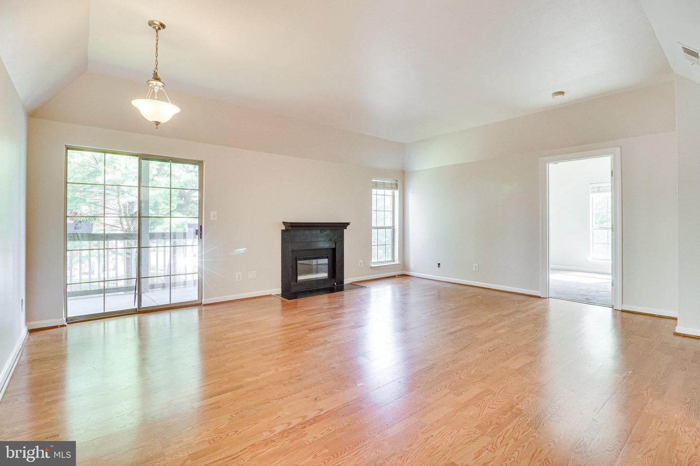 12160 PENDERVIEW LANE Unit: 1728
