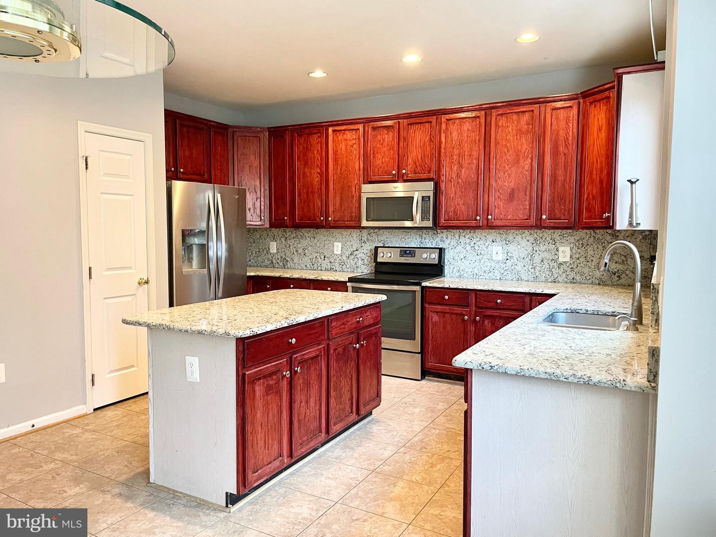 2401 RIPPLEMEADE COURT