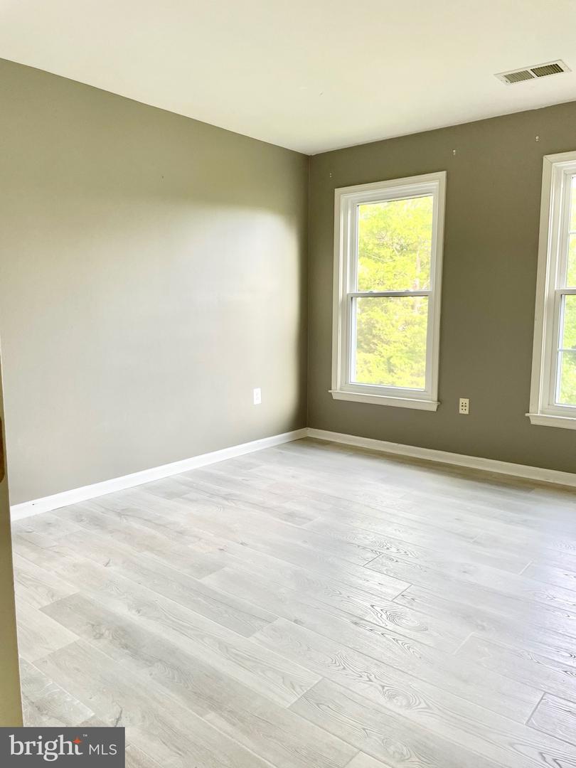2401 RIPPLEMEADE COURT