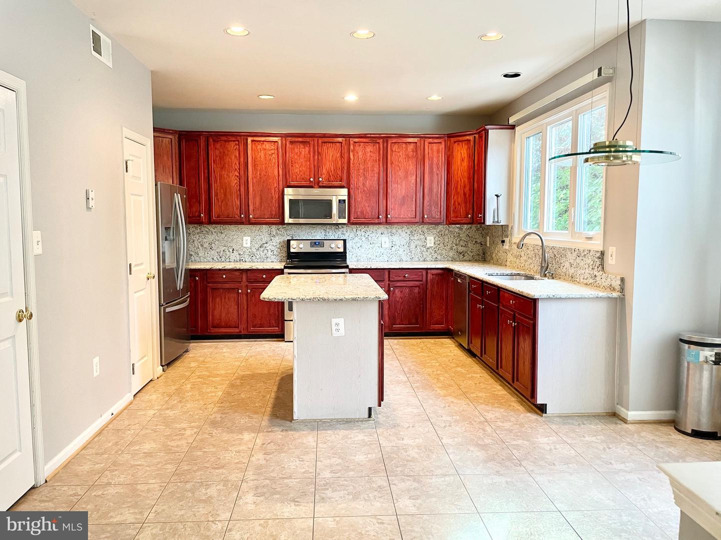 2401 RIPPLEMEADE COURT