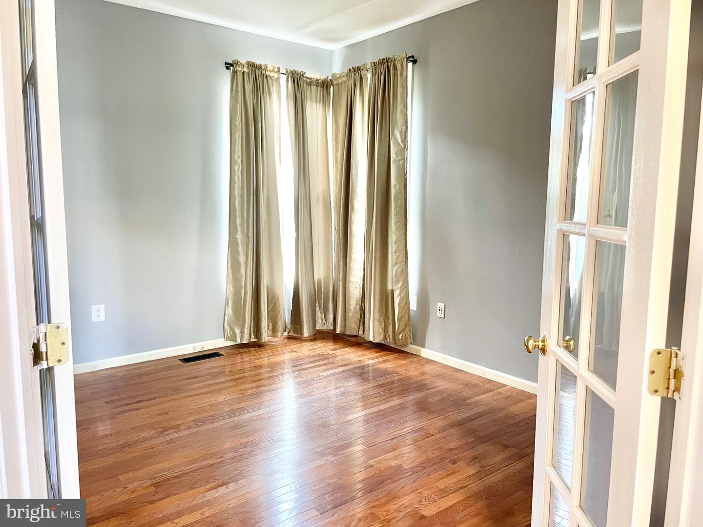 2401 RIPPLEMEADE COURT