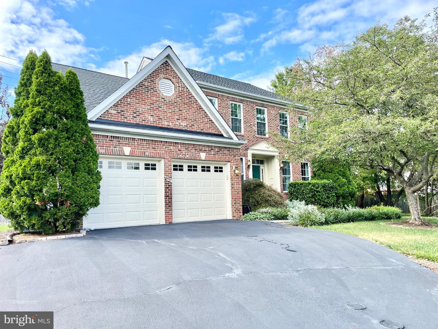 2401 RIPPLEMEADE COURT