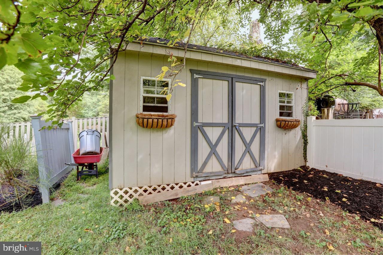 1012 VAN BUREN STREET