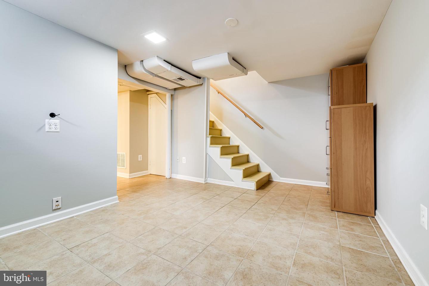 5809 MOUNT VERNON DRIVE