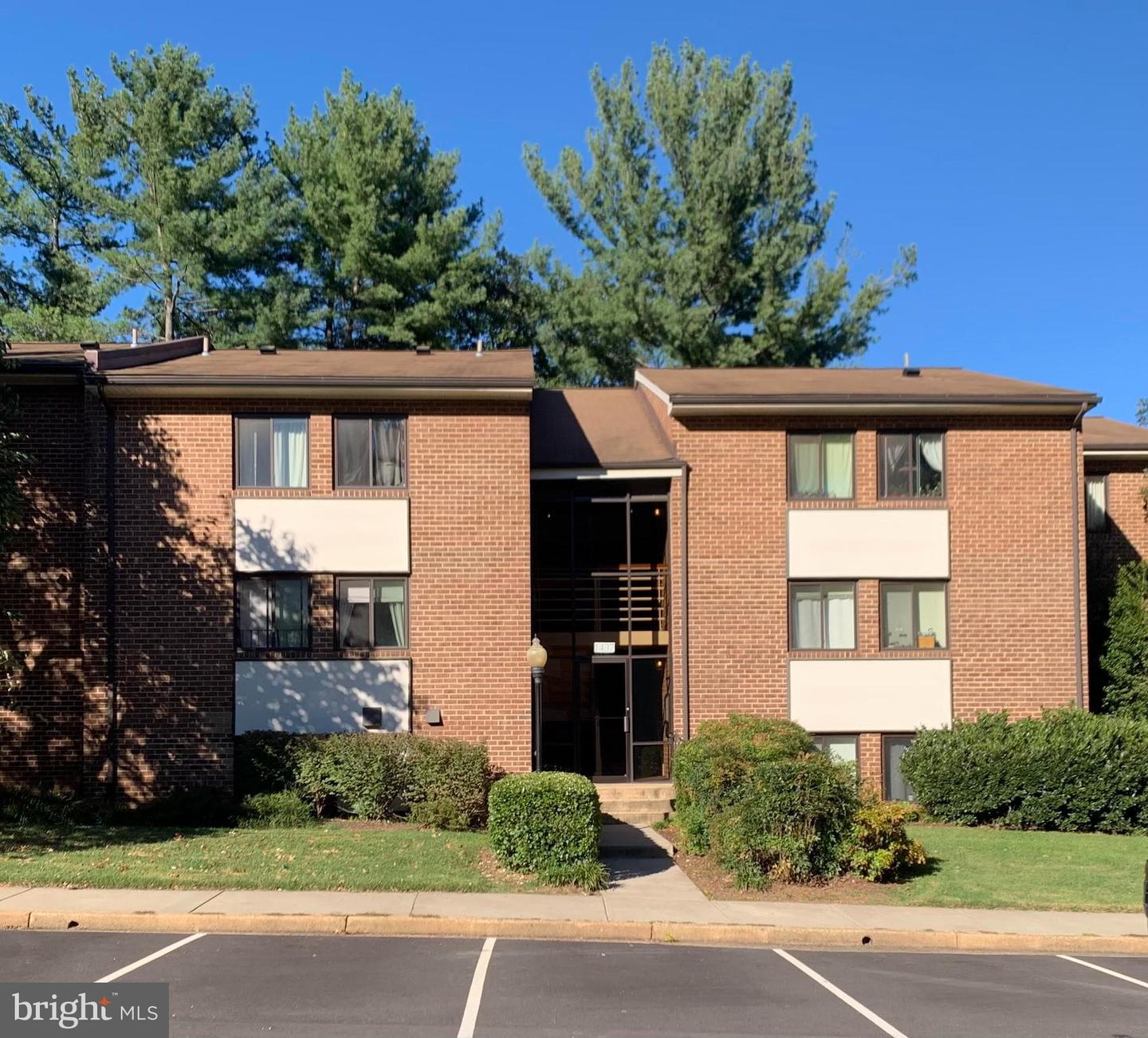 1437 NORTHGATE SQUARE Unit: 1A