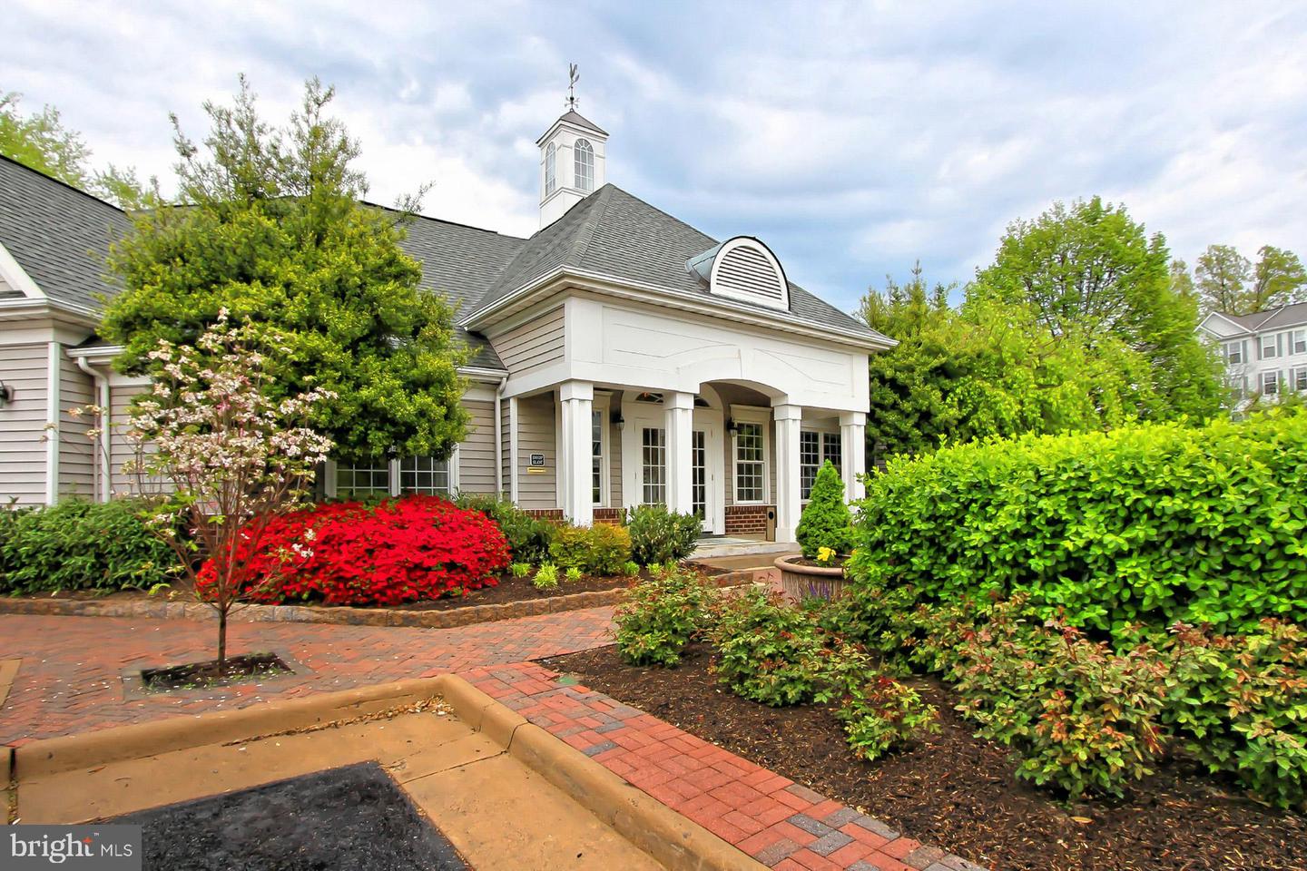 12735 FAIR BRIAR LANE