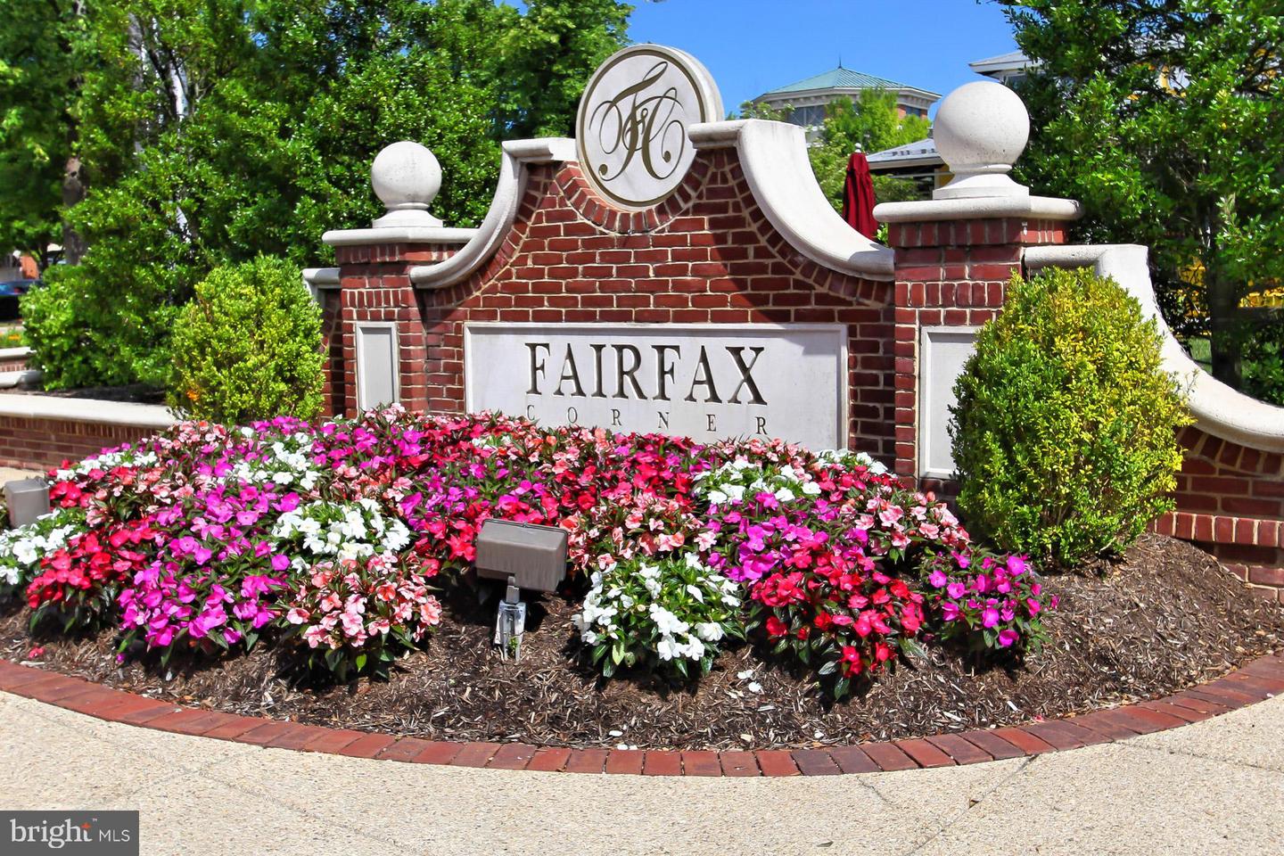 12735 FAIR BRIAR LANE