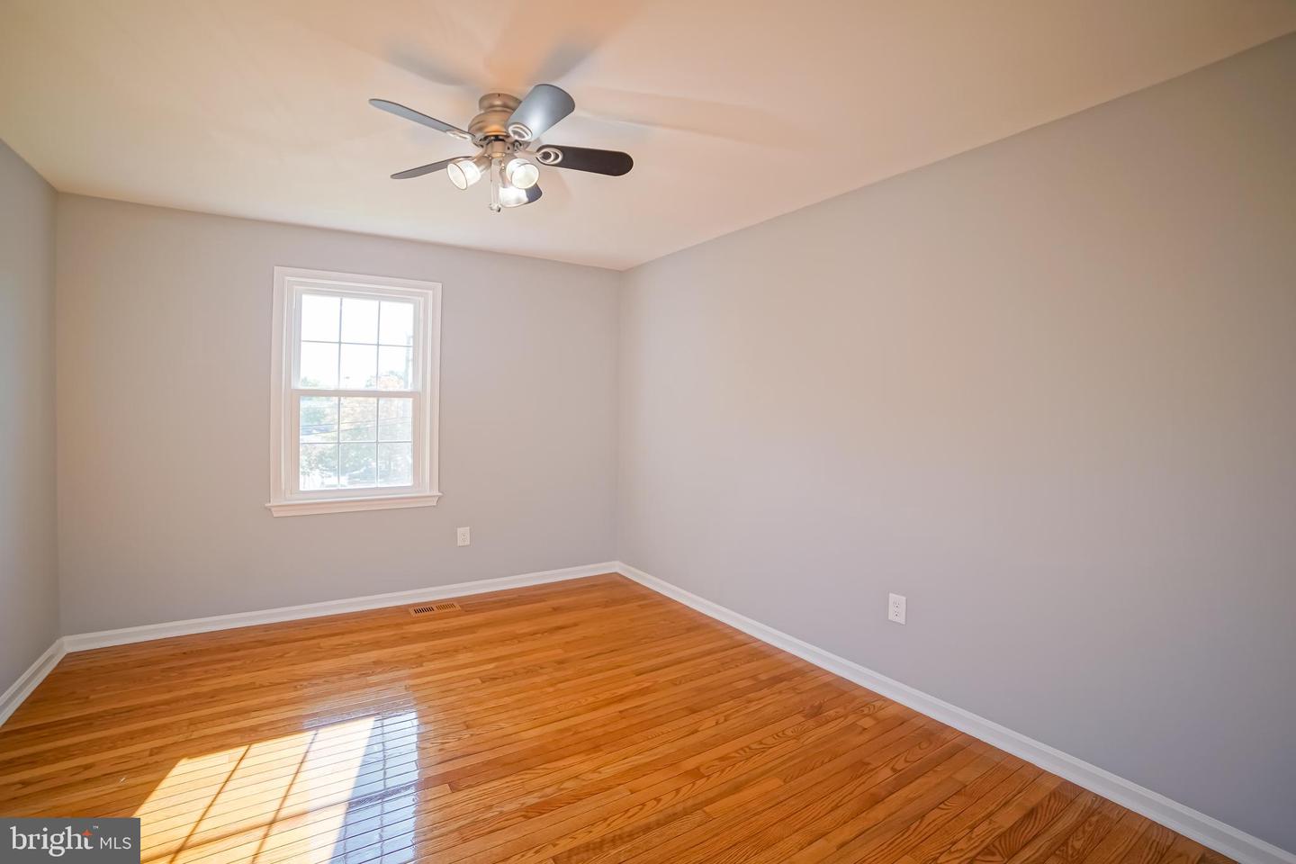 4735 IRVIN SQUARE