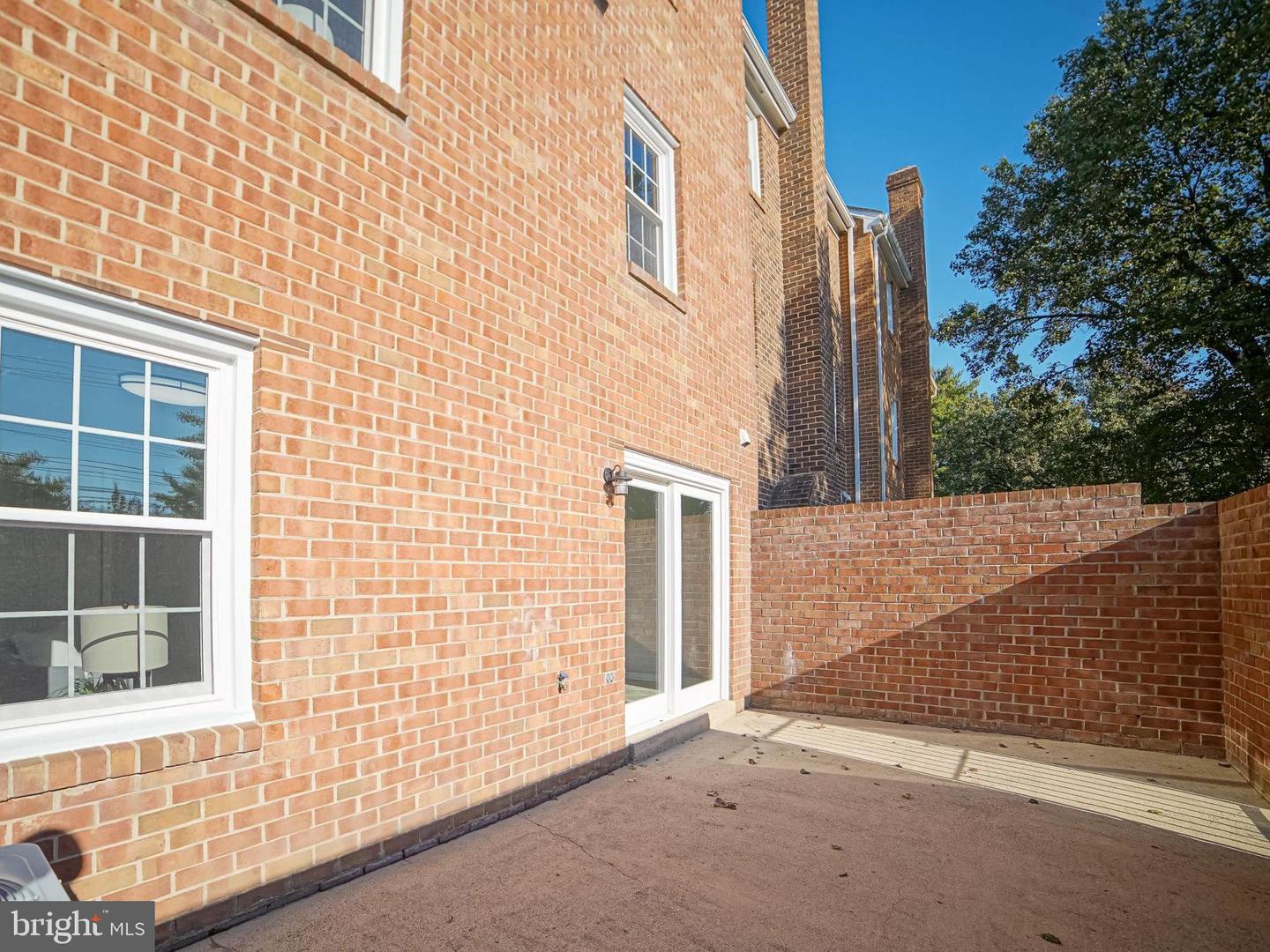 4735 IRVIN SQUARE