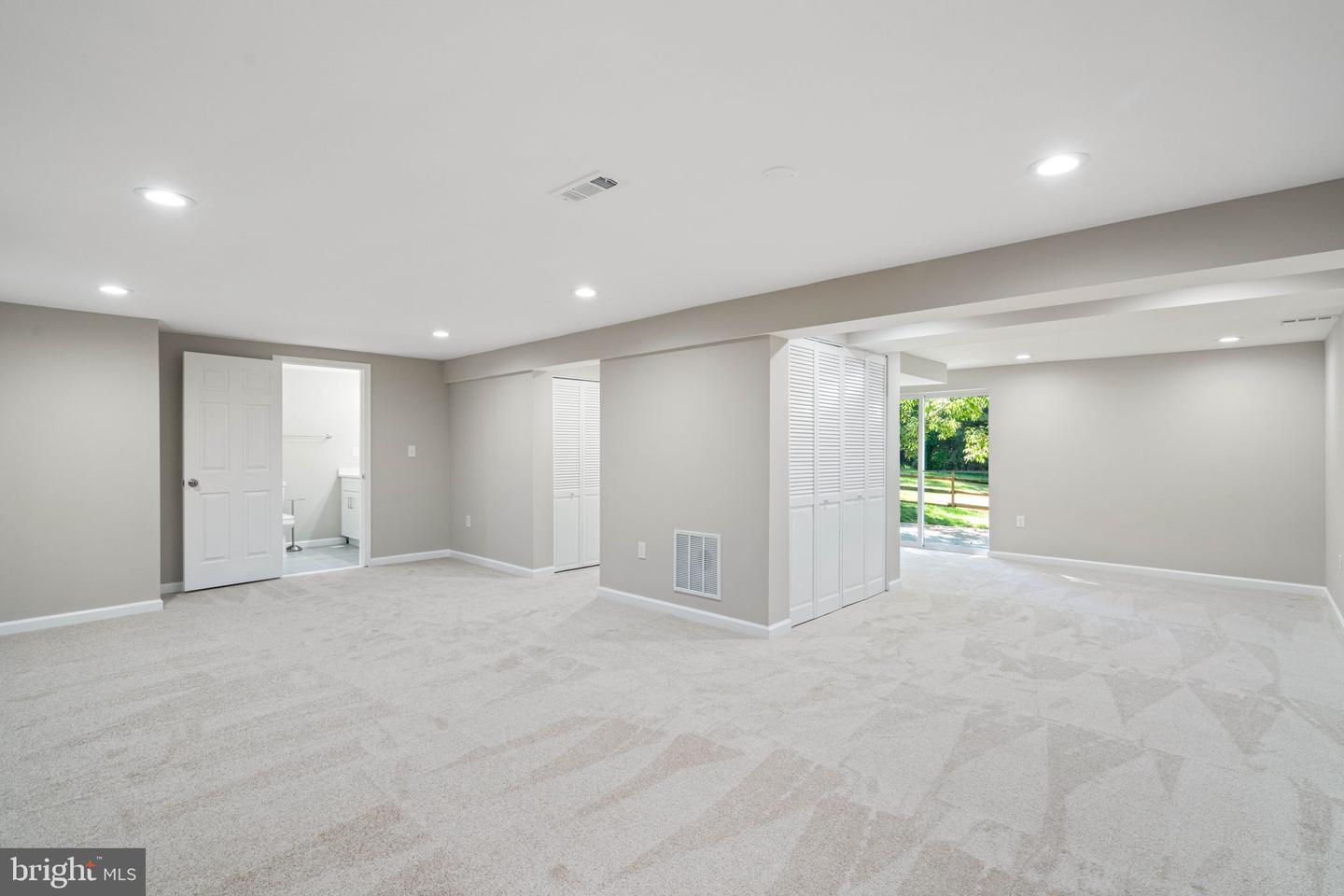 9912 RAND DRIVE