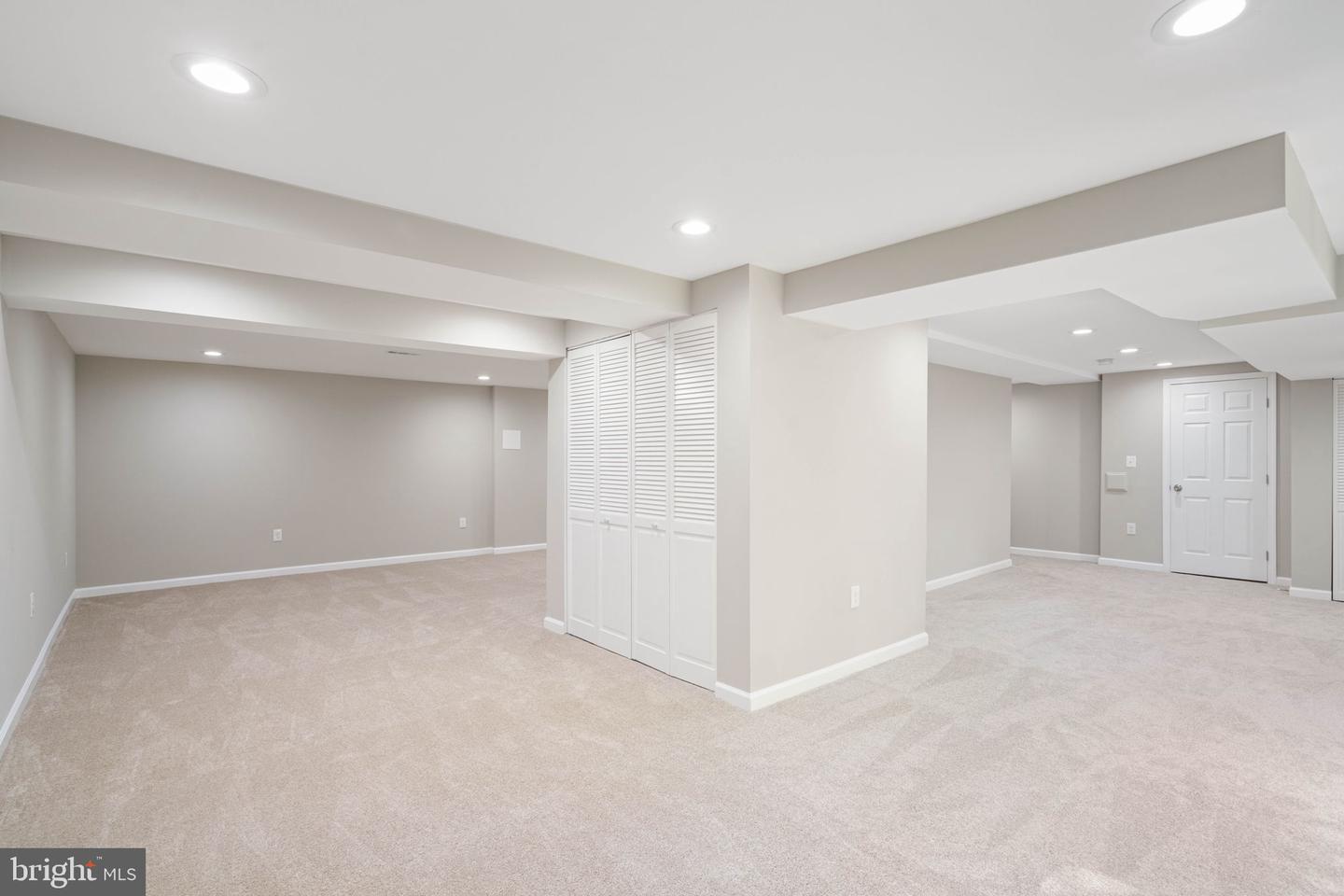 9912 RAND DRIVE