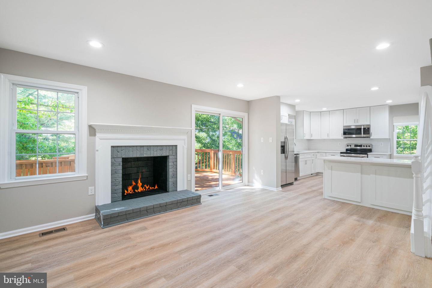 9912 RAND DRIVE