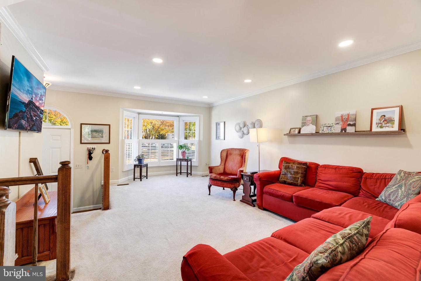 6094 JOUST LANE