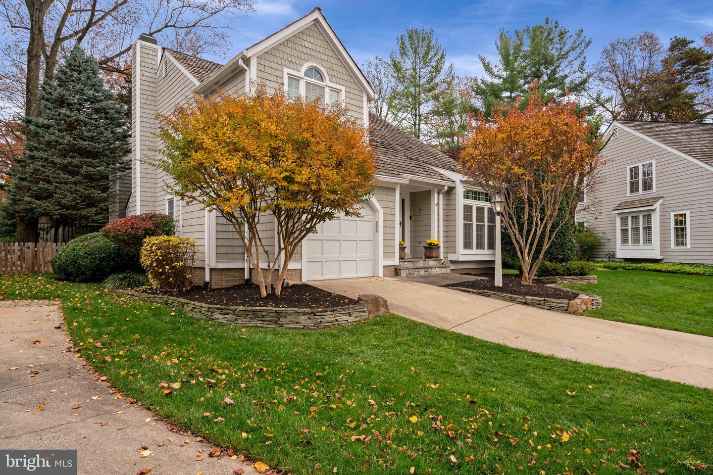 11636 OLD BROOKVILLE COURT
