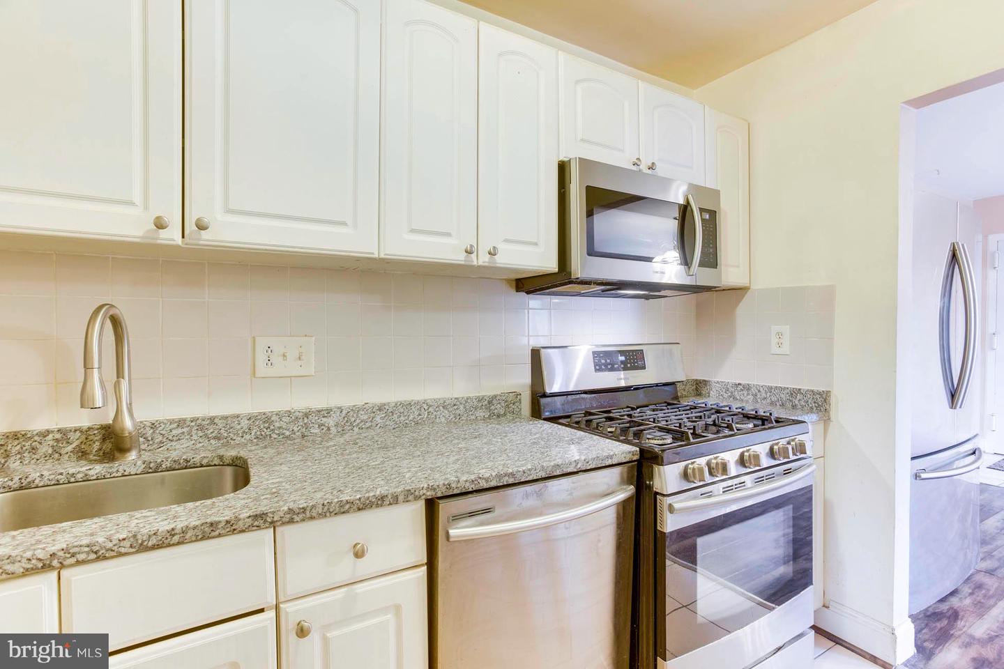 7981 AUDUBON AVENUE Unit: 301
