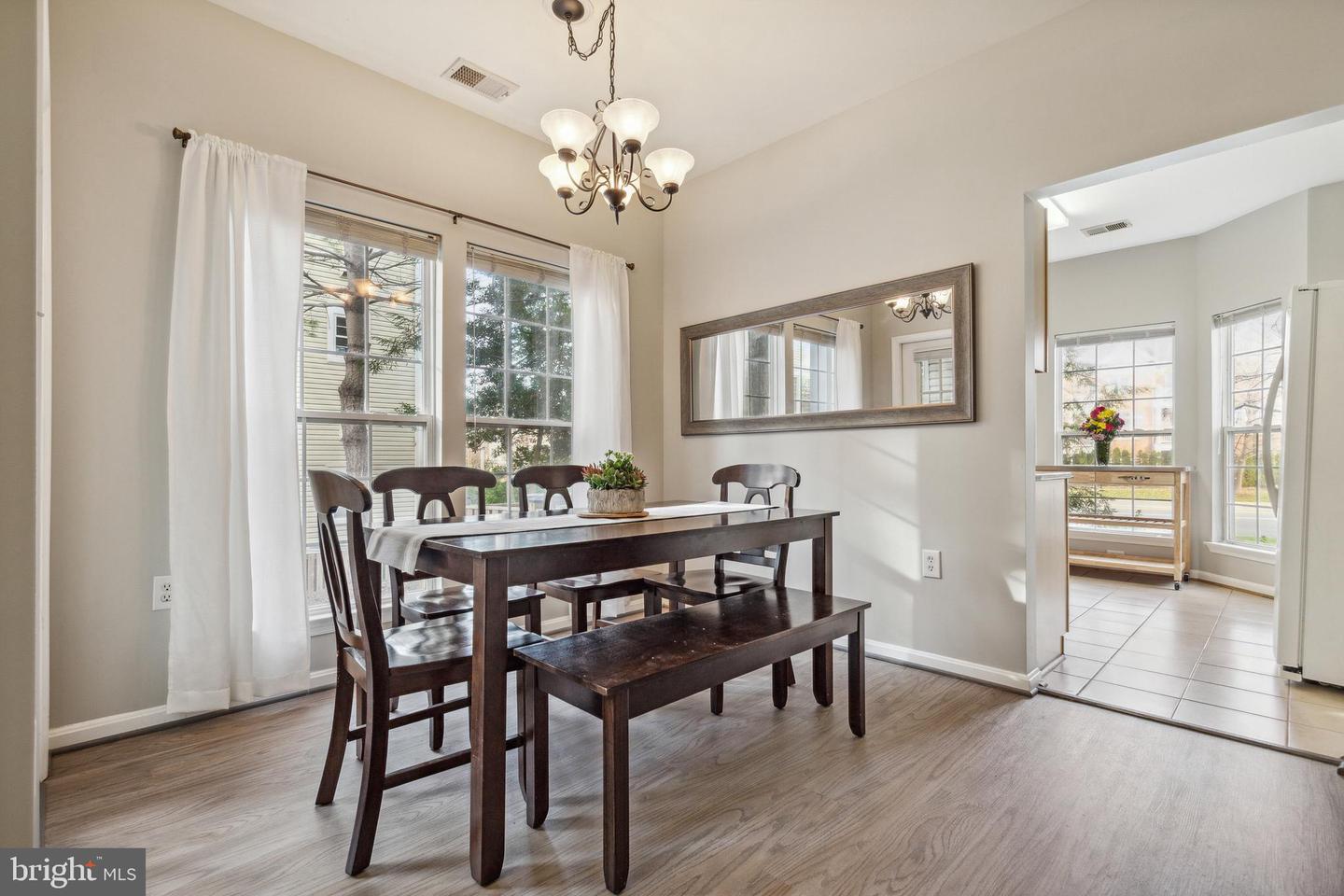 4138 FOUNTAINSIDE LANE Unit: 102