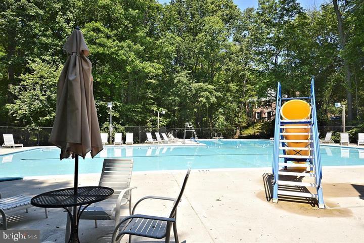 11618 VANTAGE HILL ROAD Unit: 22B