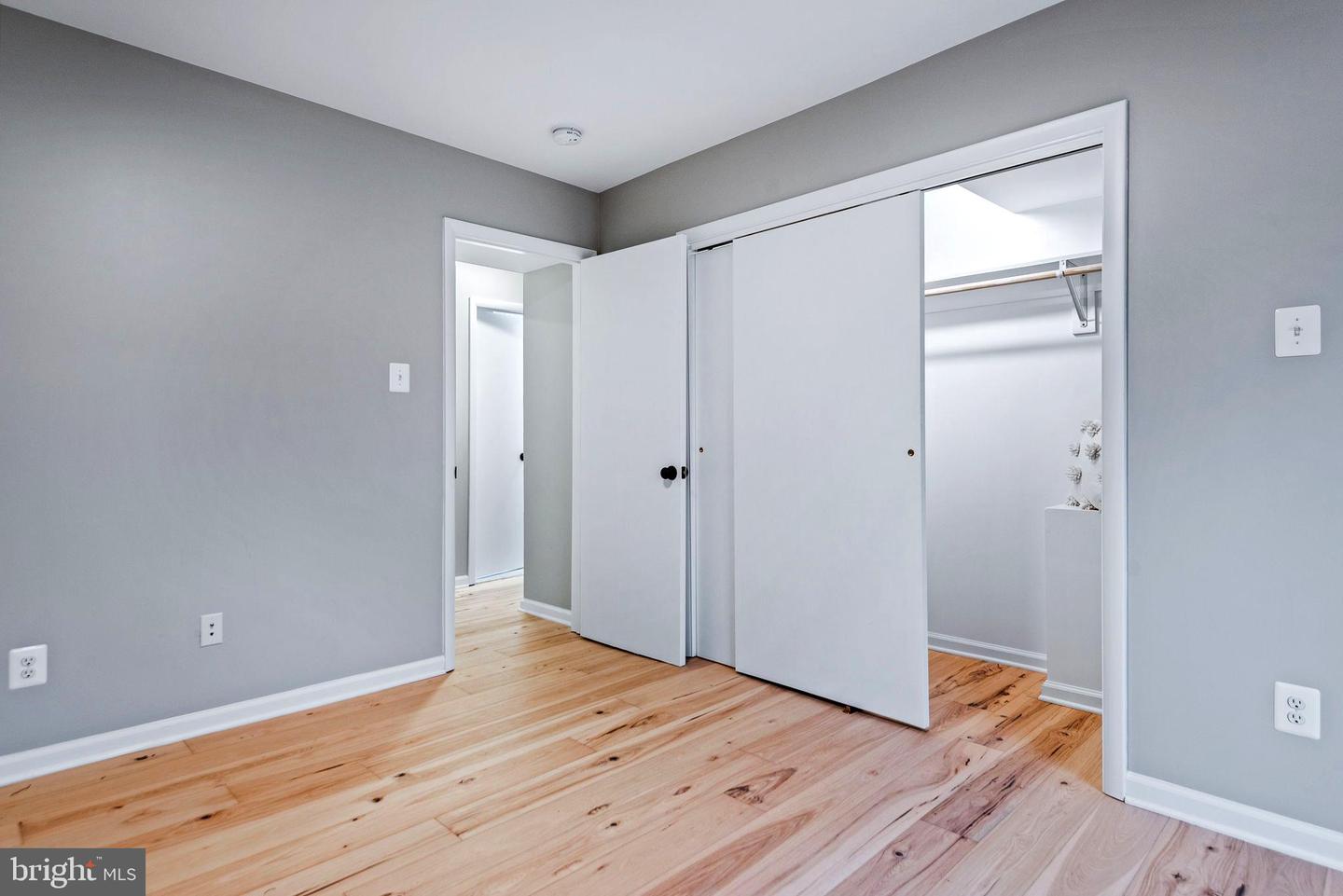 11618 VANTAGE HILL ROAD Unit: 22B