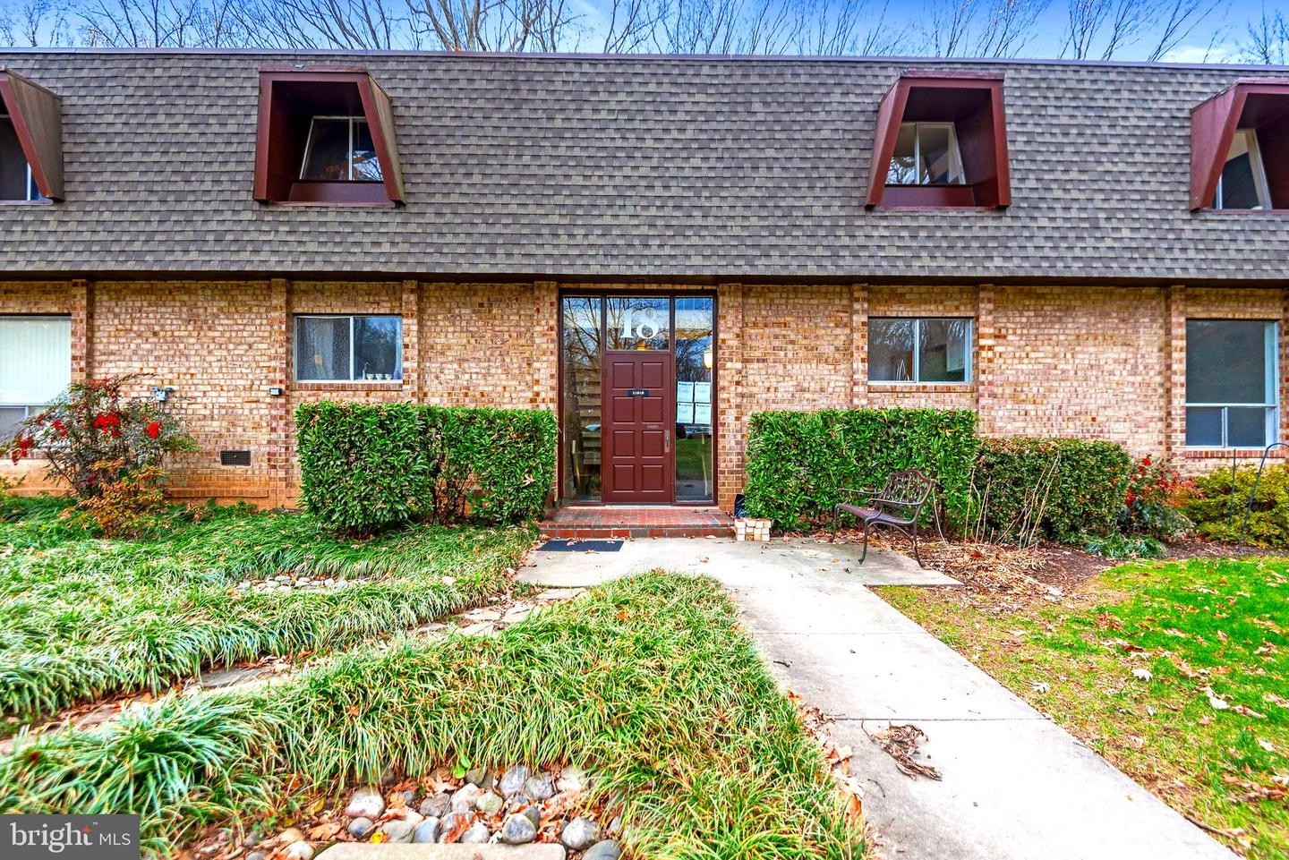 11618 VANTAGE HILL ROAD Unit: 22B