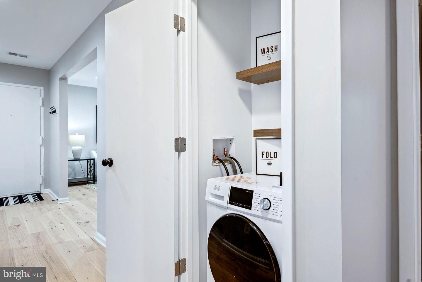 11618 VANTAGE HILL ROAD Unit: 22B