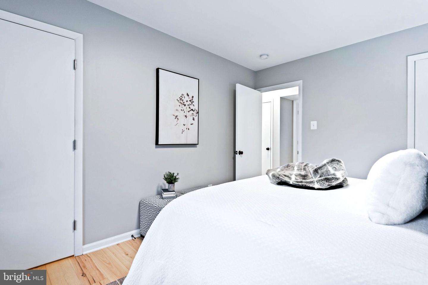 11618 VANTAGE HILL ROAD Unit: 22B