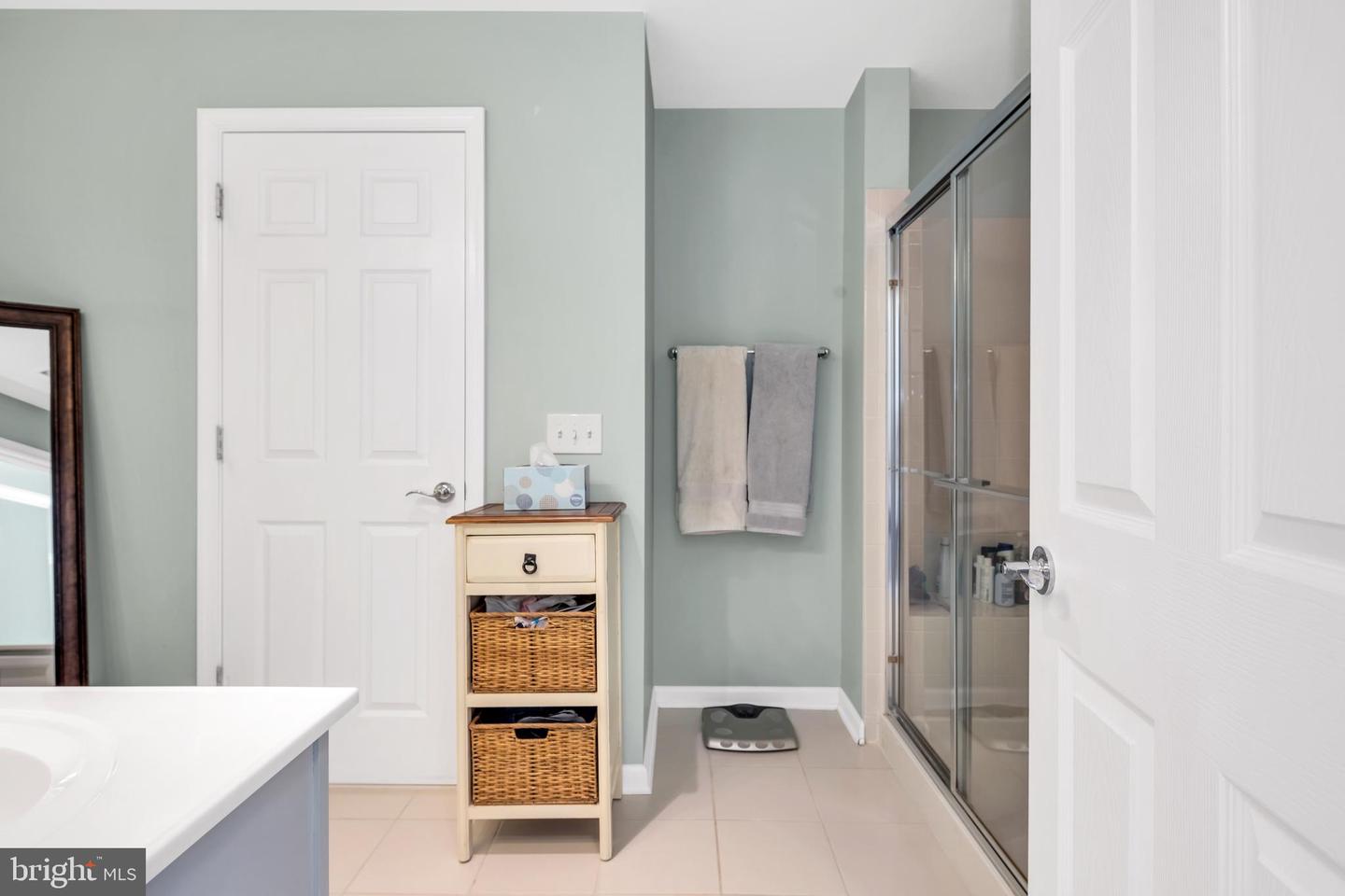 2988 RITTENHOUSE CIRCLE Unit: 19