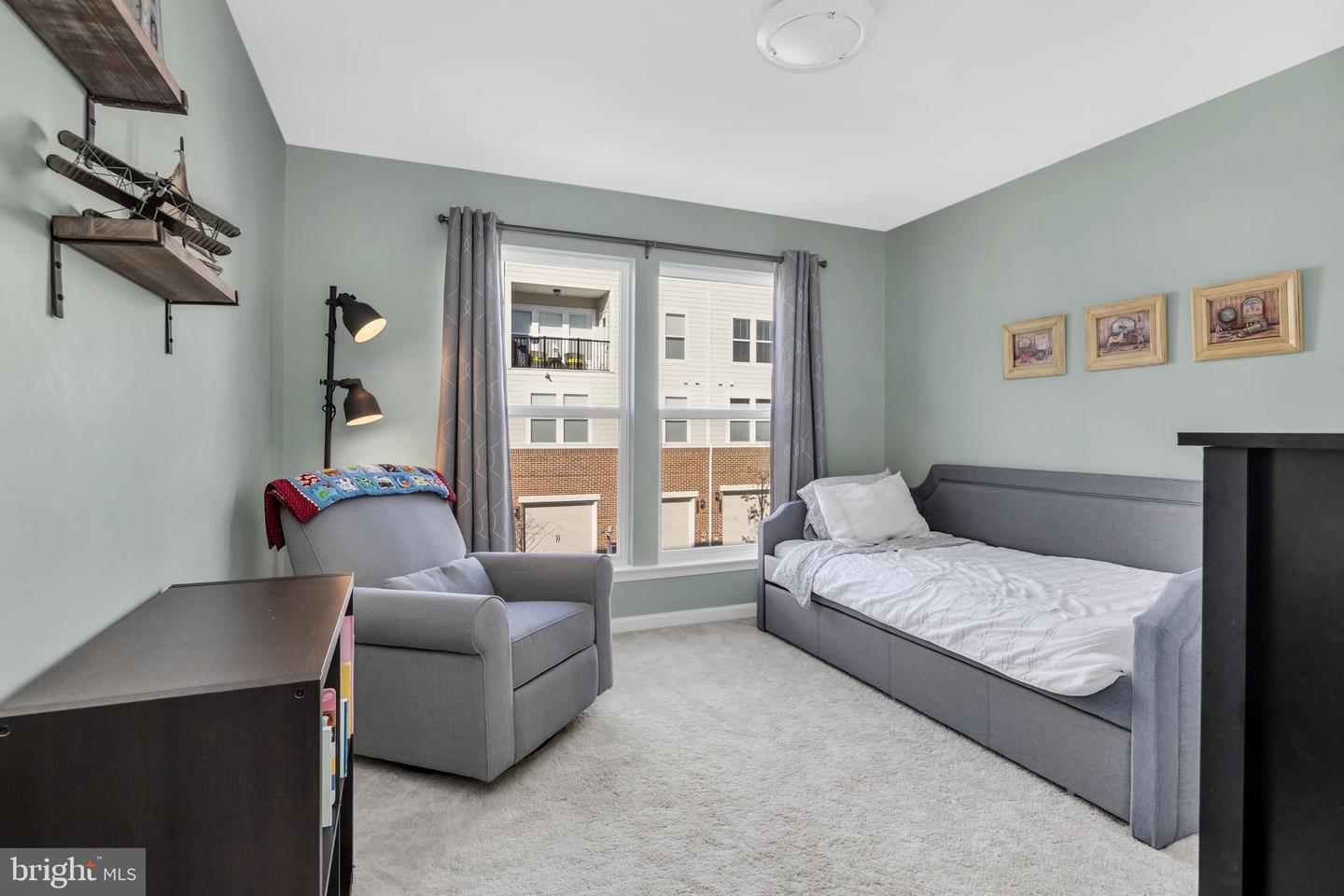 2988 RITTENHOUSE CIRCLE Unit: 19