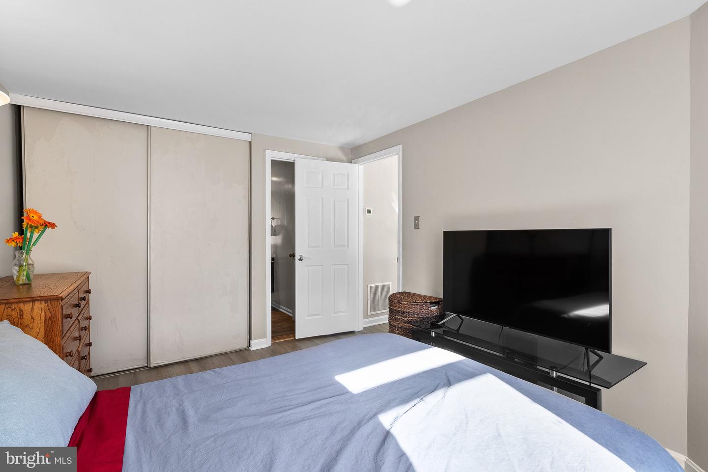 4426 PEMBROOK VILLAGE DRIVE Unit: 131