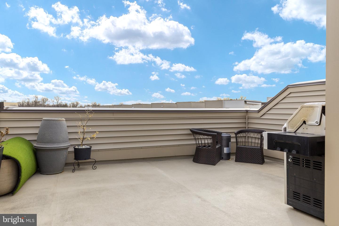 1743 MCKENNA POINT DRIVE
