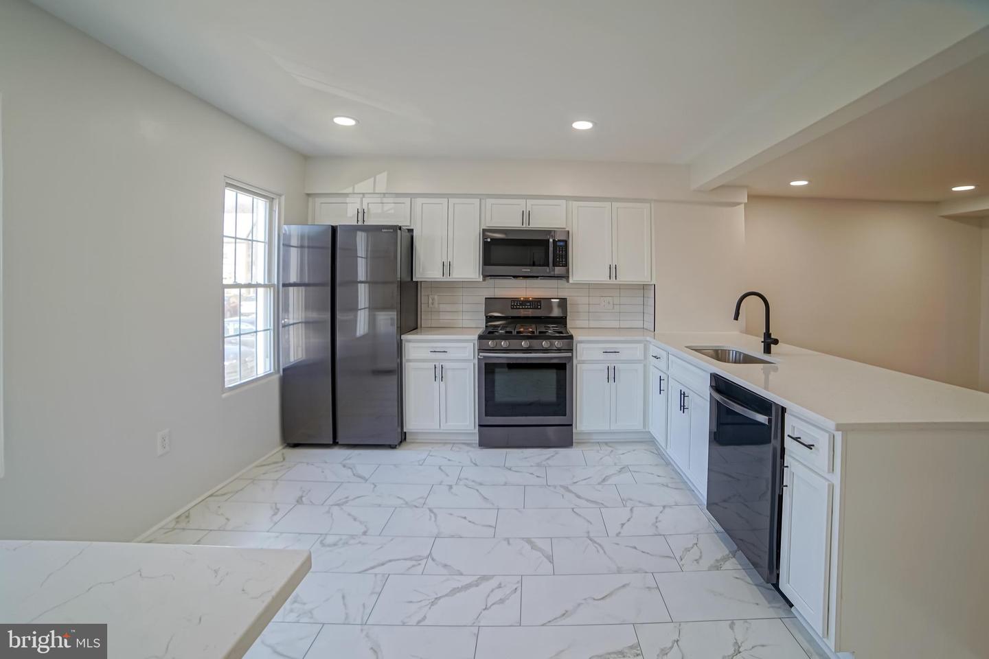 7354 ELDORADO COURT