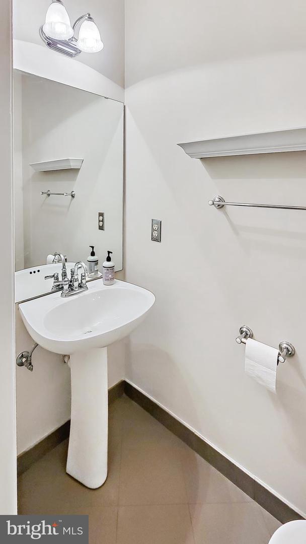 12012 TALIESIN Unit: 26