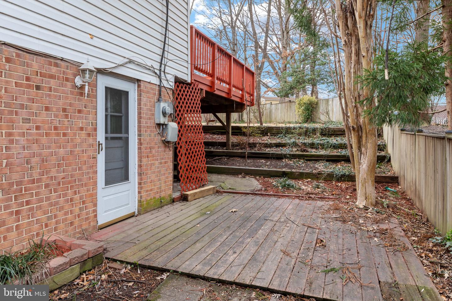 6004 JENNINGS LANE