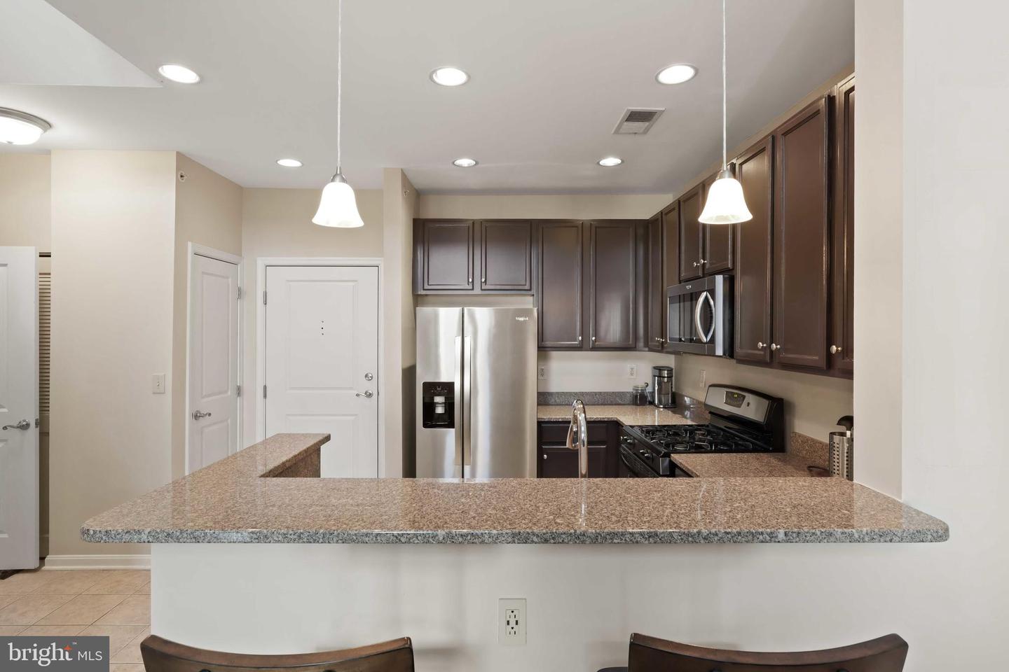 2655 PROSPERITY AVENUE Unit: 419