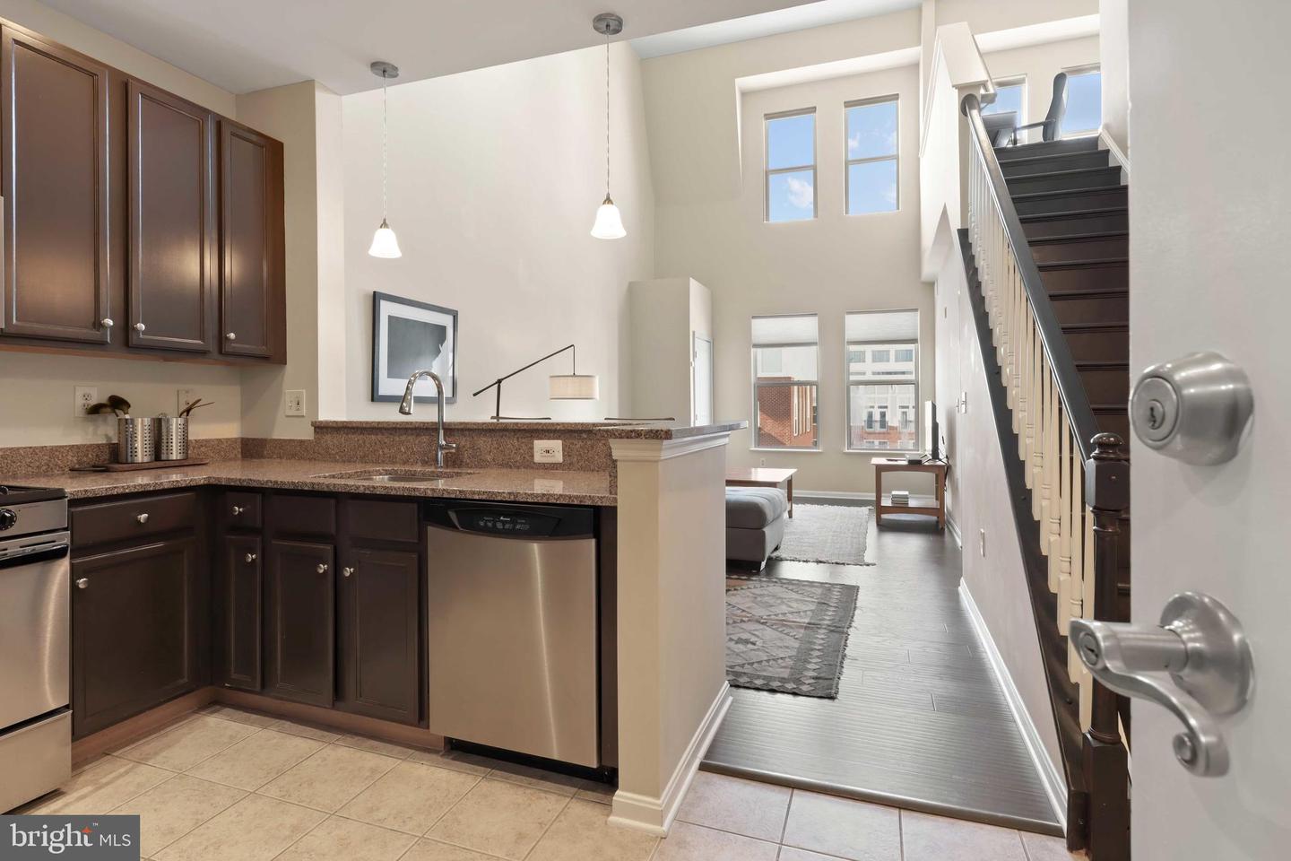 2655 PROSPERITY AVENUE Unit: 419