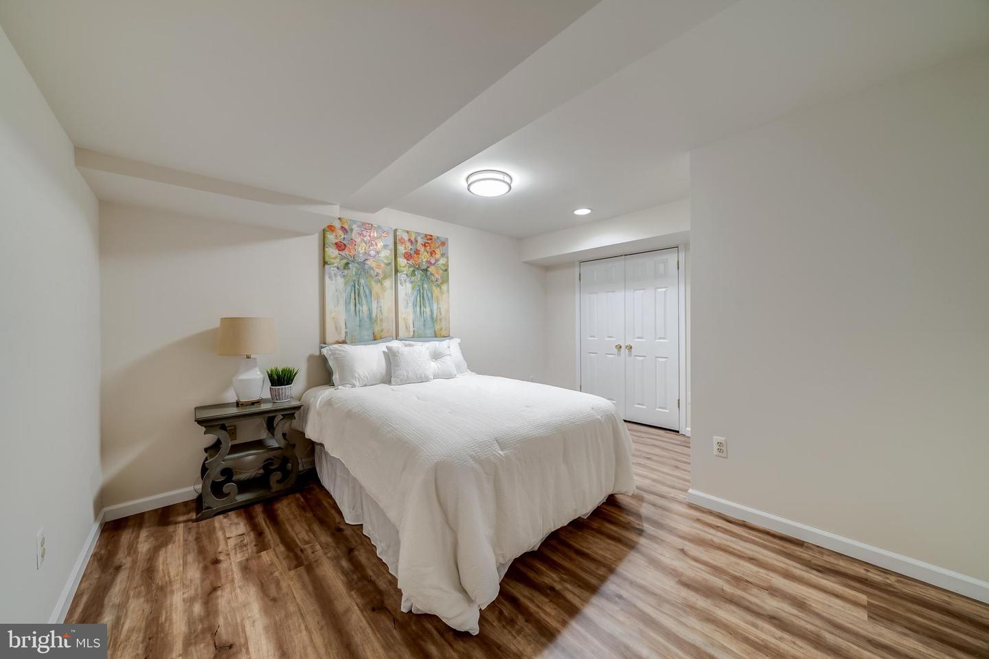14800 HUNTING PATH PLACE
