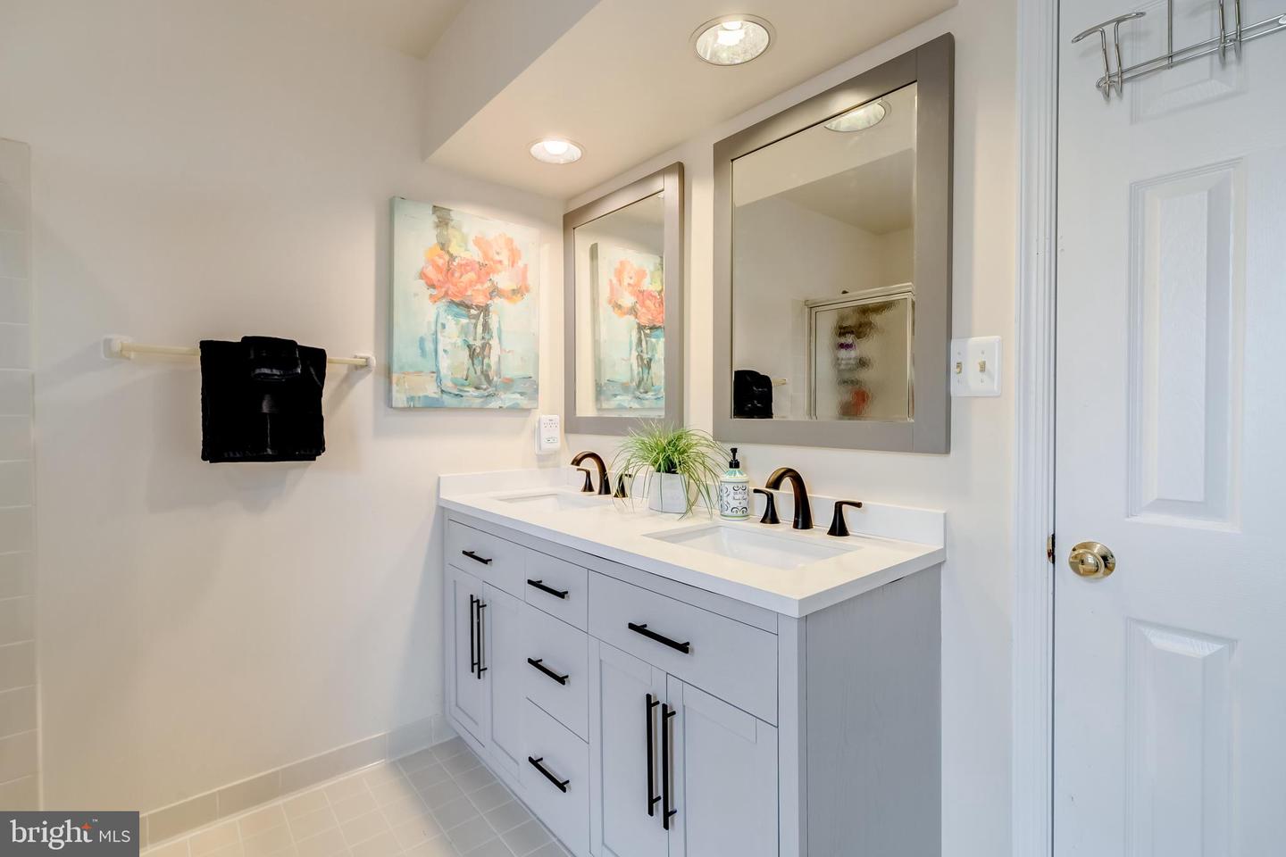 14800 HUNTING PATH PLACE