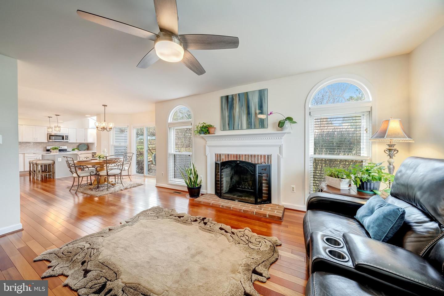14800 HUNTING PATH PLACE