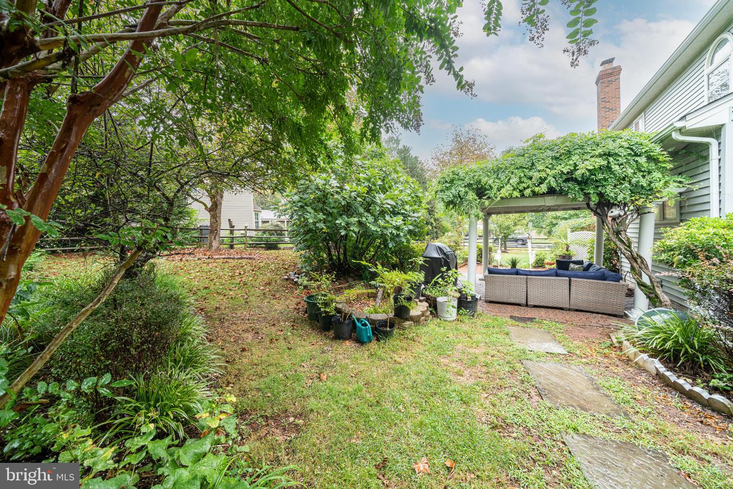 14800 HUNTING PATH PLACE
