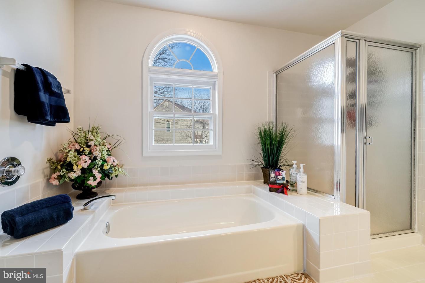 14800 HUNTING PATH PLACE