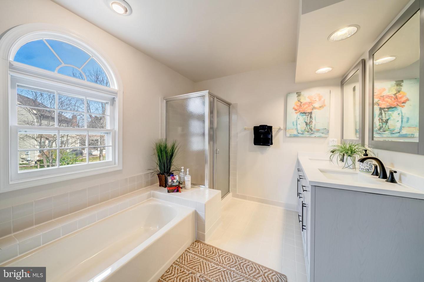 14800 HUNTING PATH PLACE
