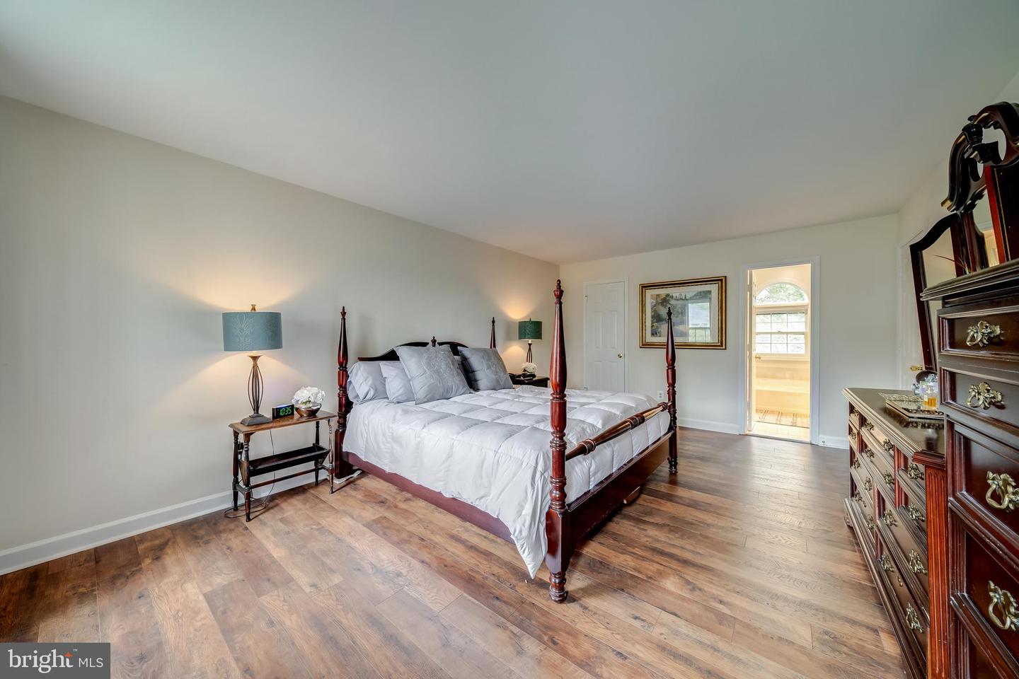 14800 HUNTING PATH PLACE