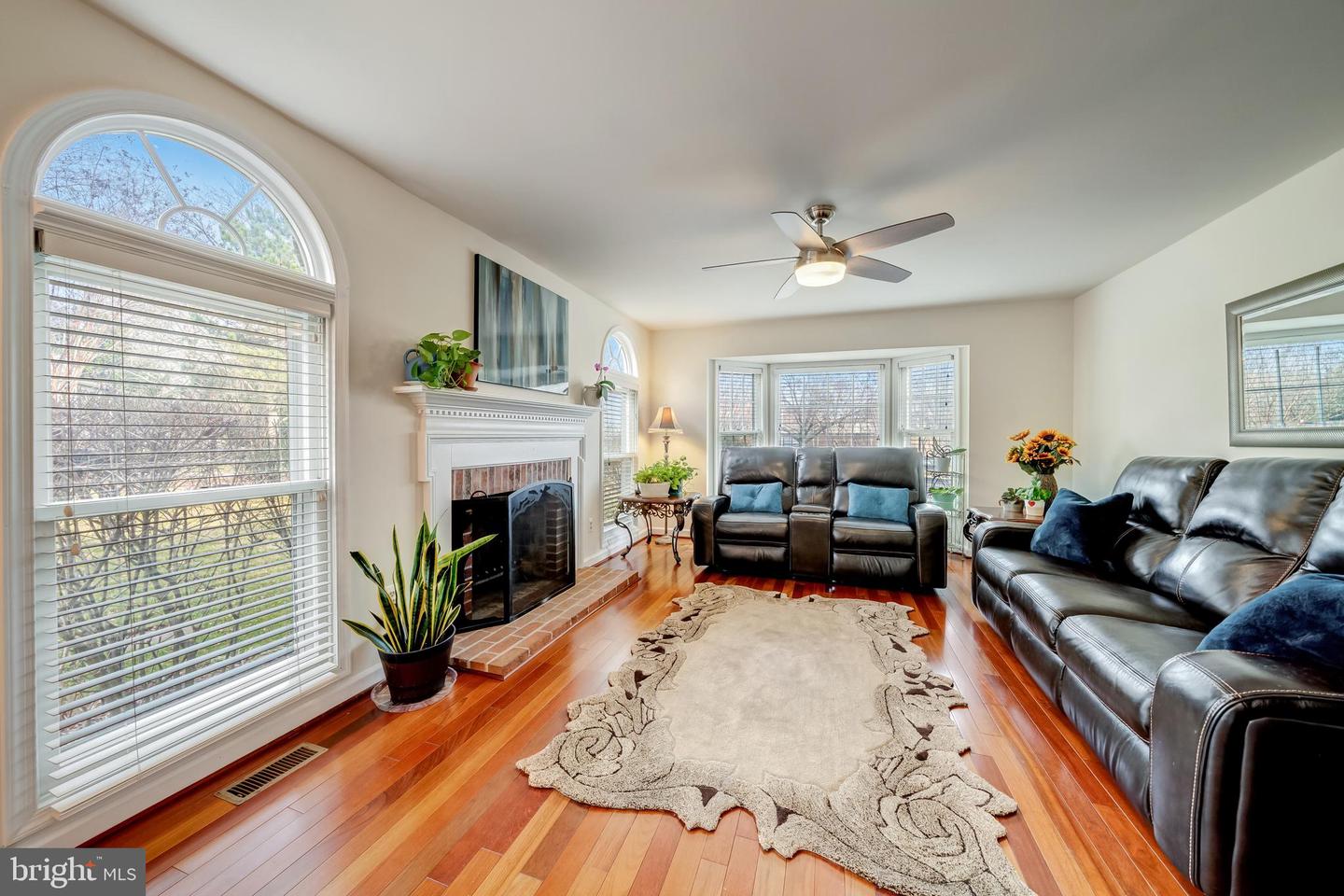 14800 HUNTING PATH PLACE